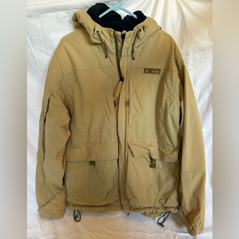 NWT ABERCROMBIE & FITCH BRAND MEN’S JACKET A/92 TECH - SIZE (M) MODERN FIT